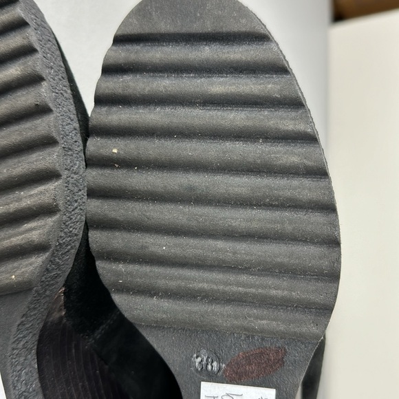 Aquatalia by Marvin K Cassie Suede Lace Up Wedge Bootie. Size 38. US 8. - Picture 13 of 13